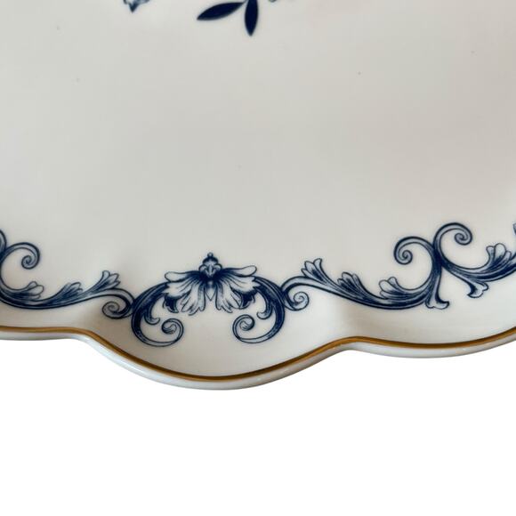 Eaton Fine Dining Blue Floral Bird Porcelain Pedestal Cake Plate 10.5in New - Picture 12 of 16
